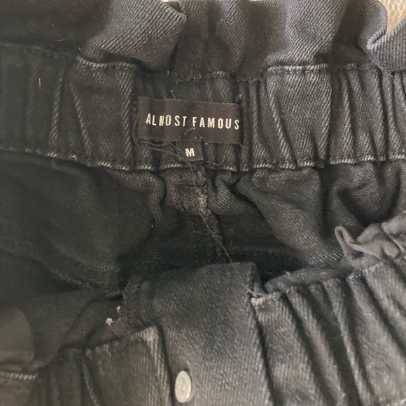 Lot of M sized Jean shorts & bikini - Picture 8 of 9